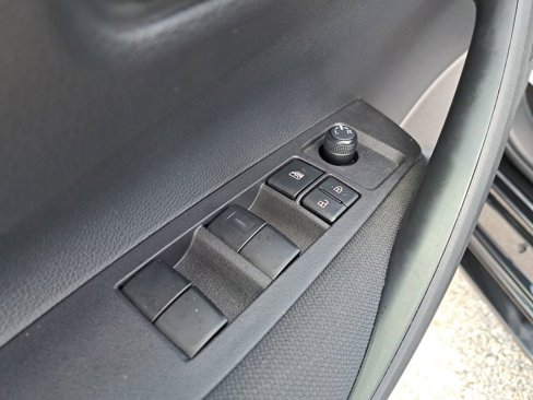 Used 2024 Toyota Corolla LE image 14
