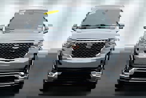 Used 2025 Cadillac XT6 Premium Luxury w/ LPO, Floor Liner Package image 2