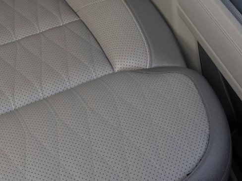 New 2025 Ford F350 Platinum w/ Platinum Plus Package image 15
