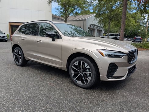 New 2026 Volvo XC60 B5 Plus w/ Climate Package image 2