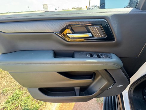 New 2026 GMC Yukon AT4 w/ AT4 Premium Plus Package image 12