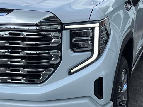 New 2026 GMC Sierra 1500 Denali image 9