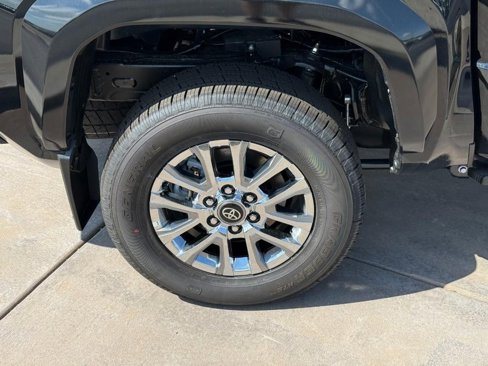New 2025 Toyota Tacoma Limited image 6
