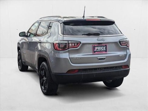 Used 2018 Jeep Compass Latitude image 8