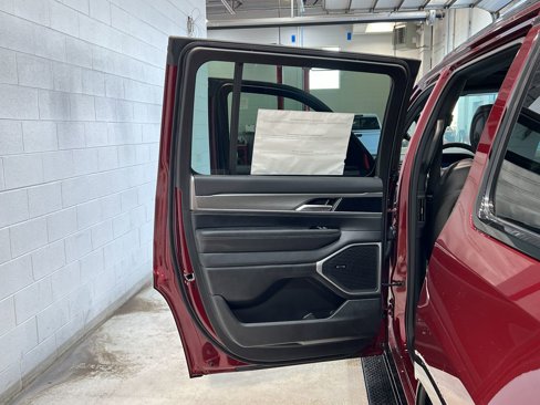 New 2025 Jeep Wagoneer Series II w/ Premium Group I image 36