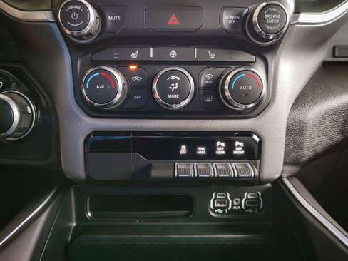 Used 2022 RAM 1500 Big Horn image 4