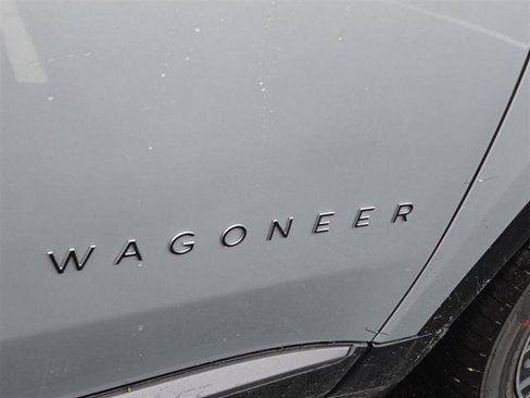 New 2025 Jeep Wagoneer Limited image 4