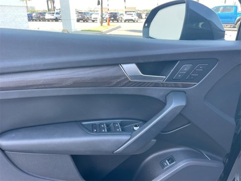Used 2018 Audi Q5 2.0T Premium image 9