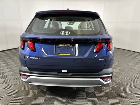 Certified 2025 Hyundai Tucson SE image 4