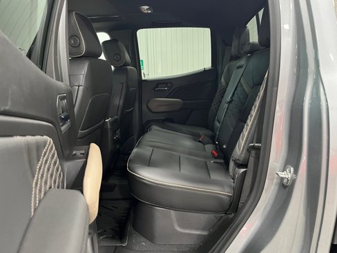 New 2026 GMC Canyon Denali image 12