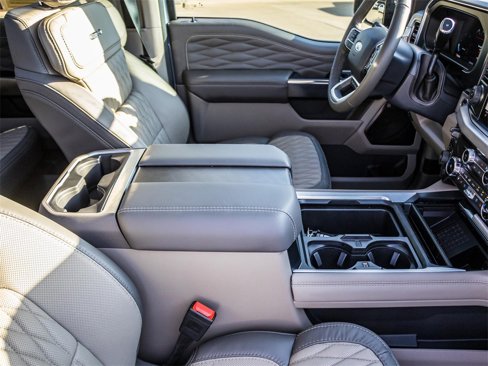 Used 2025 Ford F450 Platinum w/ Platinum Plus Package image 20