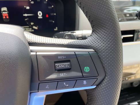 New 2025 Mitsubishi Outlander AWD image 14