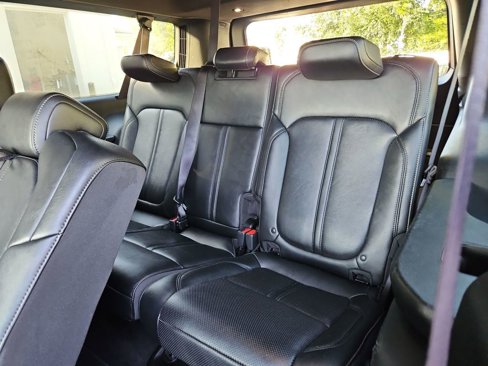 Used 2024 Jeep Wagoneer L Series III w/ Flexible Seating Group image 31