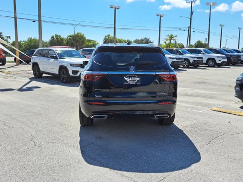 Used 2024 Buick Enclave Essence w/ Sport Touring Edition image 5