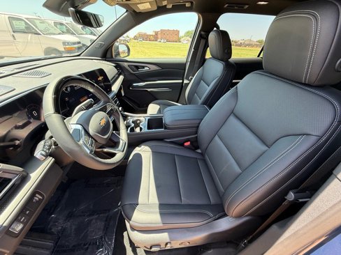 New 2026 Chevrolet Traverse LT w/ Enhanced Driving Package image 9