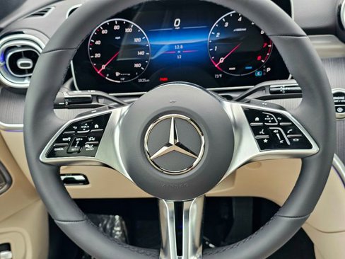 New 2026 Mercedes-Benz CLE 300 4MATIC Coupe image 29