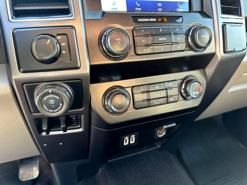 Used 2020 Ford F150 XLT w/ Trailer Tow Package image 12