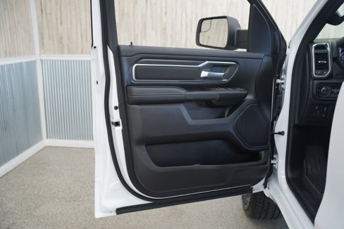 Used 2025 RAM 1500 Big Horn image 25