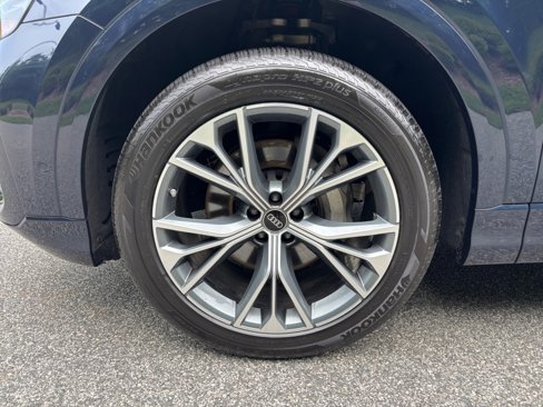 Certified 2025 Audi Q8 Premium Plus image 27