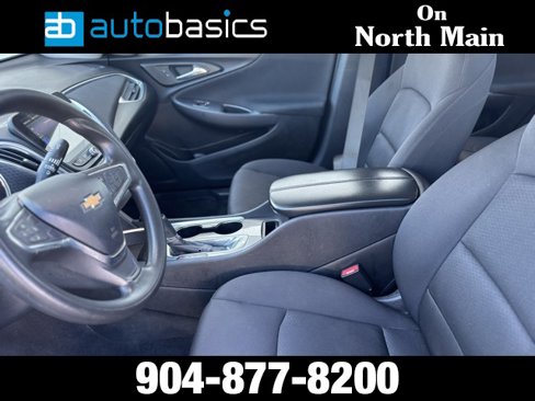 Used 2020 Chevrolet Malibu LT image 18