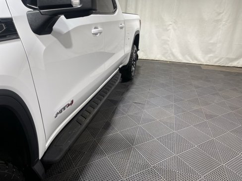 Used 2024 GMC Sierra 1500 AT4 w/ Technology Package image 33