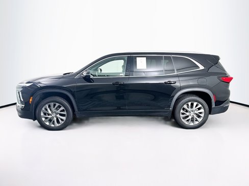 Used 2025 Buick Enclave Preferred image 4