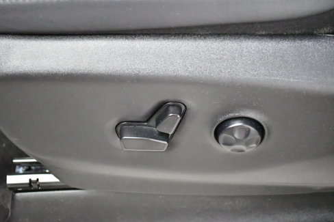 Used 2024 Chrysler Pacifica Limited image 15