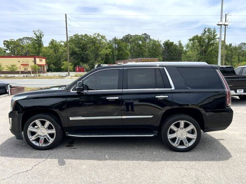 Used 2018 Cadillac Escalade Luxury image 8