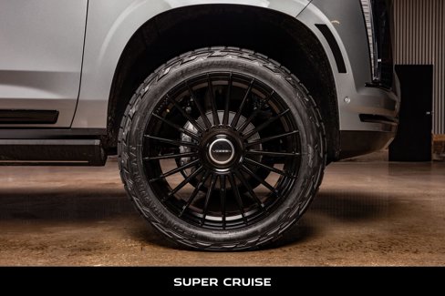 Used 2025 Cadillac Escalade ESV Sport Platinum image 12