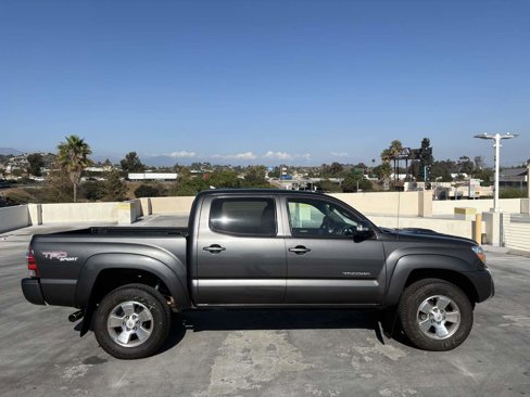Used 2012 Toyota Tacoma PreRunner image 36