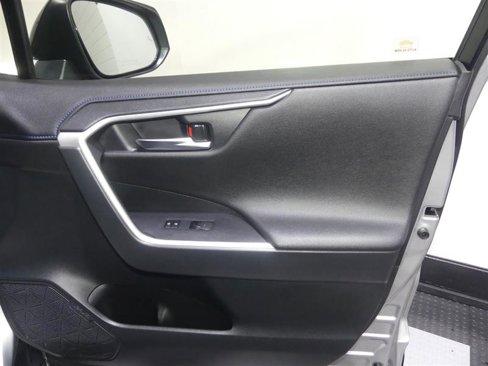 Used 2023 Toyota RAV4 XSE image 18