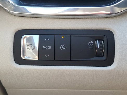 New 2026 GMC Acadia Denali w/ Super Cruise Package image 20