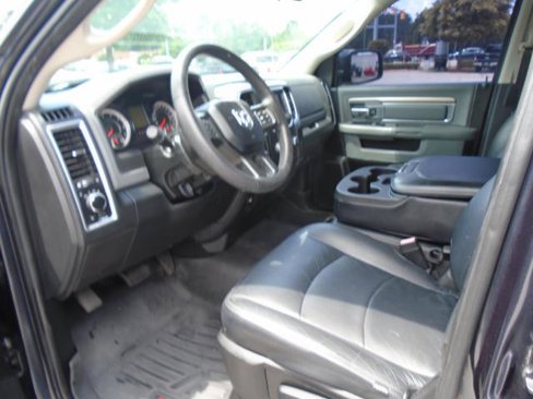 Used 2017 RAM 1500 Classic SLT image 18