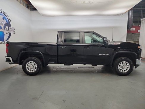 Used 2023 Chevrolet Silverado 2500 LT image 10