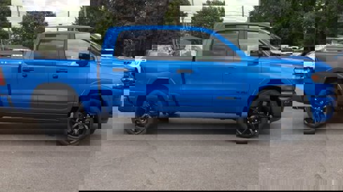 New 2025 RAM 1500 Laramie w/ Night Edition image 9