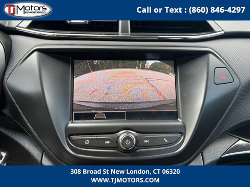 Used 2021 Chevrolet TrailBlazer LS image 19