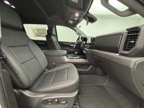 New 2025 GMC Sierra 1500 SLT w/ SLT Premium Package image 37