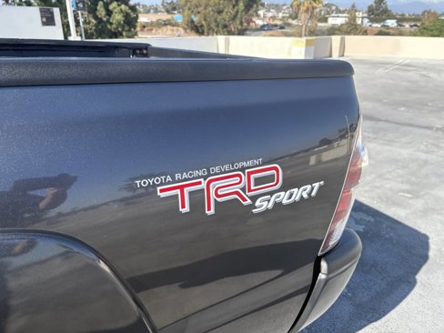 Used 2012 Toyota Tacoma PreRunner image 12