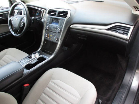 Used 2017 Ford Fusion S image 23