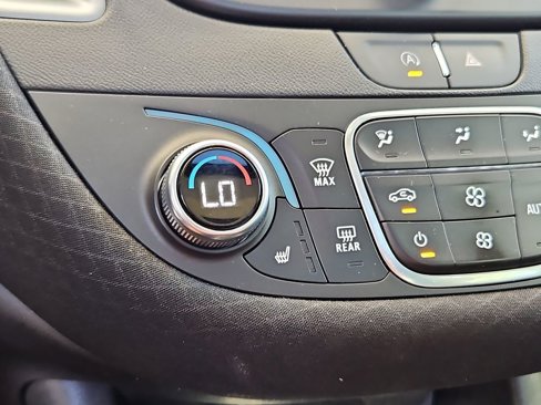 Used 2024 Chevrolet Malibu LT image 19