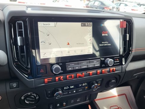 New 2025 Nissan Frontier PRO-4X w/ Pro Premium Package image 18