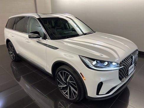 New 2025 Lincoln Aviator Reserve w/ Equipment Group 201A image 1