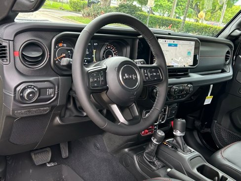 New 2025 Jeep Wrangler Unlimited Rubicon image 44