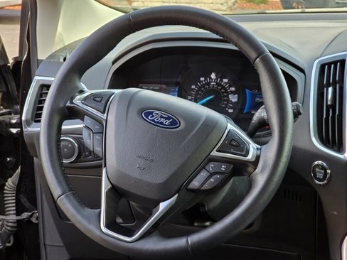 Used 2024 Ford Edge Titanium image 21