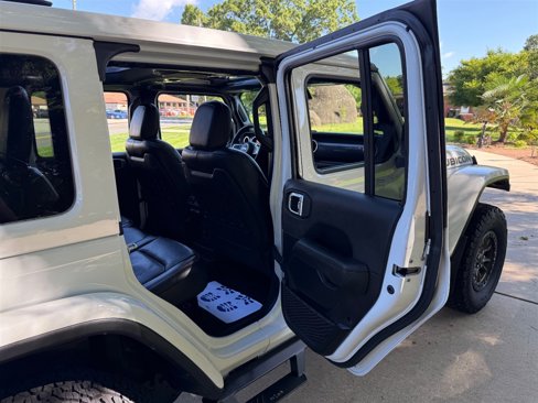 Used 2021 Jeep Wrangler Unlimited Rubicon w/ Trailer Tow Package image 63