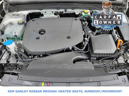 Used 2025 Volvo XC40 B5 Core image 23