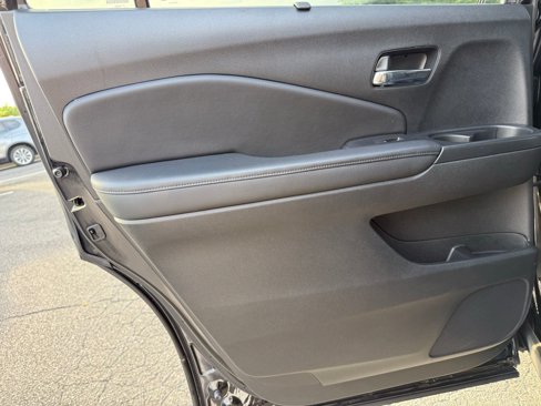 Used 2021 Honda Pilot Touring image 31