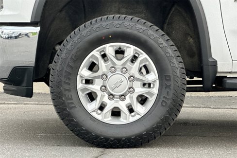 Used 2020 Chevrolet Silverado 2500 LTZ w/ LTZ Plus Package image 27