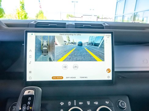 New 2025 Land Rover Defender 90 S image 22