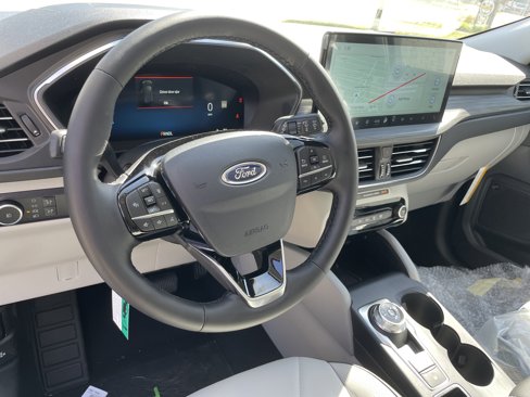 New 2026 Ford Escape SE image 11